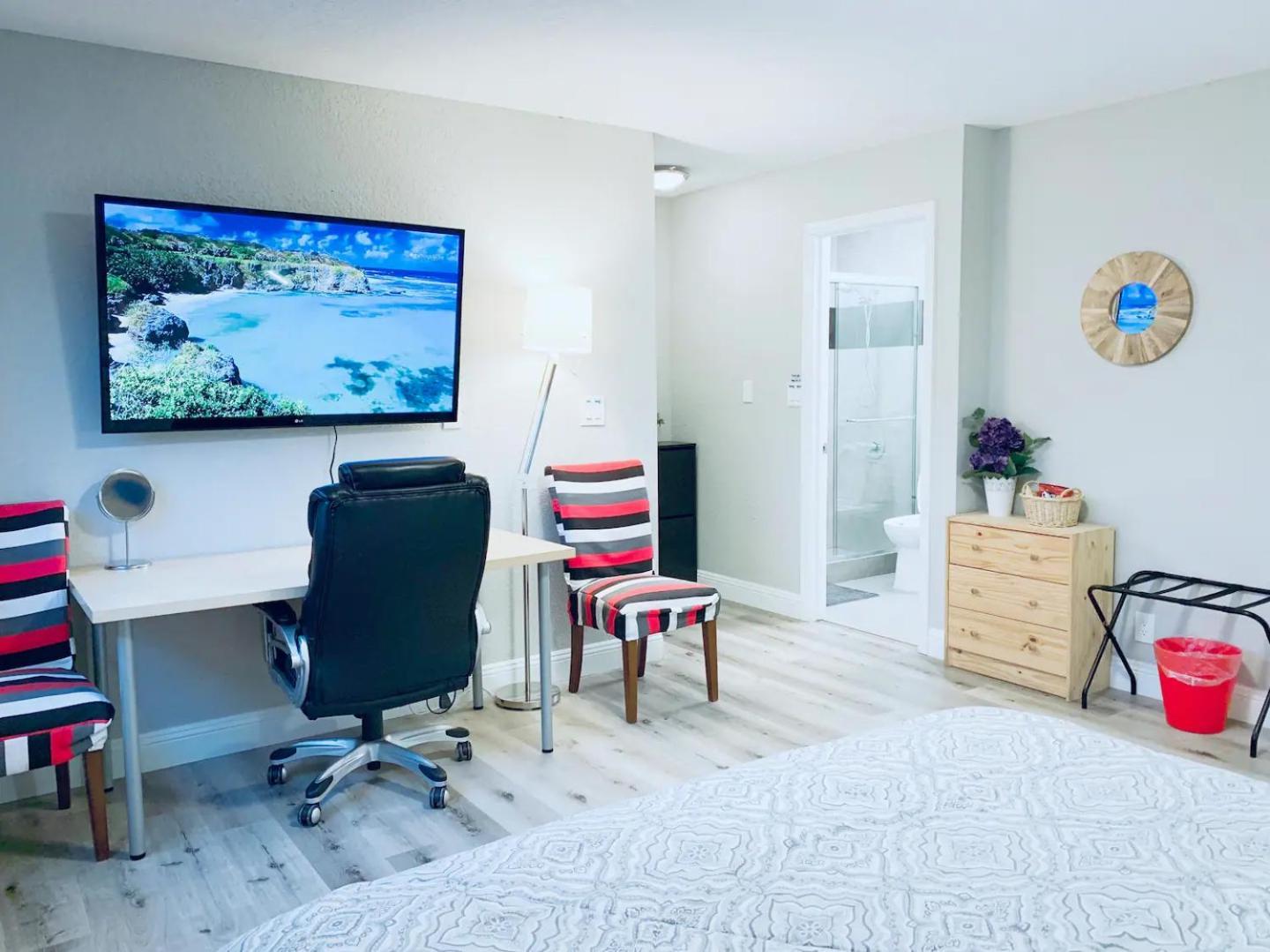 Brand New Suite, 1mi To Meta, 3mi To Stanford East Palo Alto